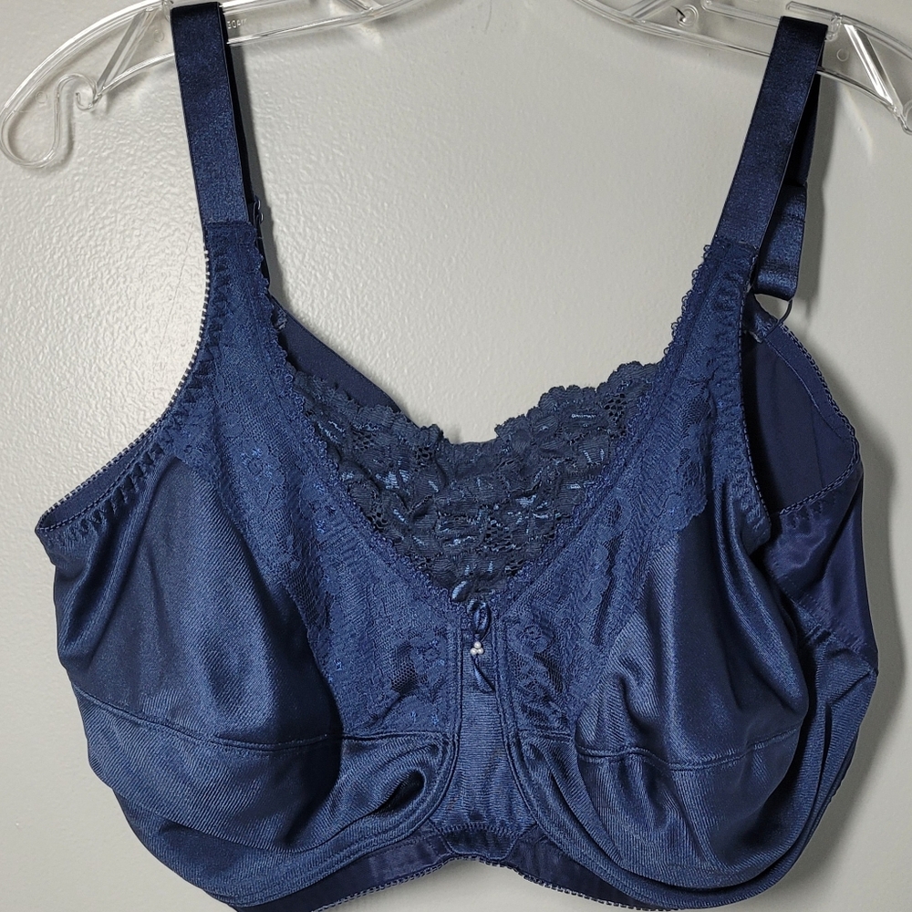 40F (DDD) Almost U Unpadded Navy Bra